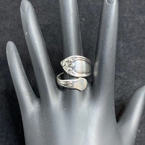 Vintage Wm A Rogers Silver Plated Adjustable Spoon Ring (R203)